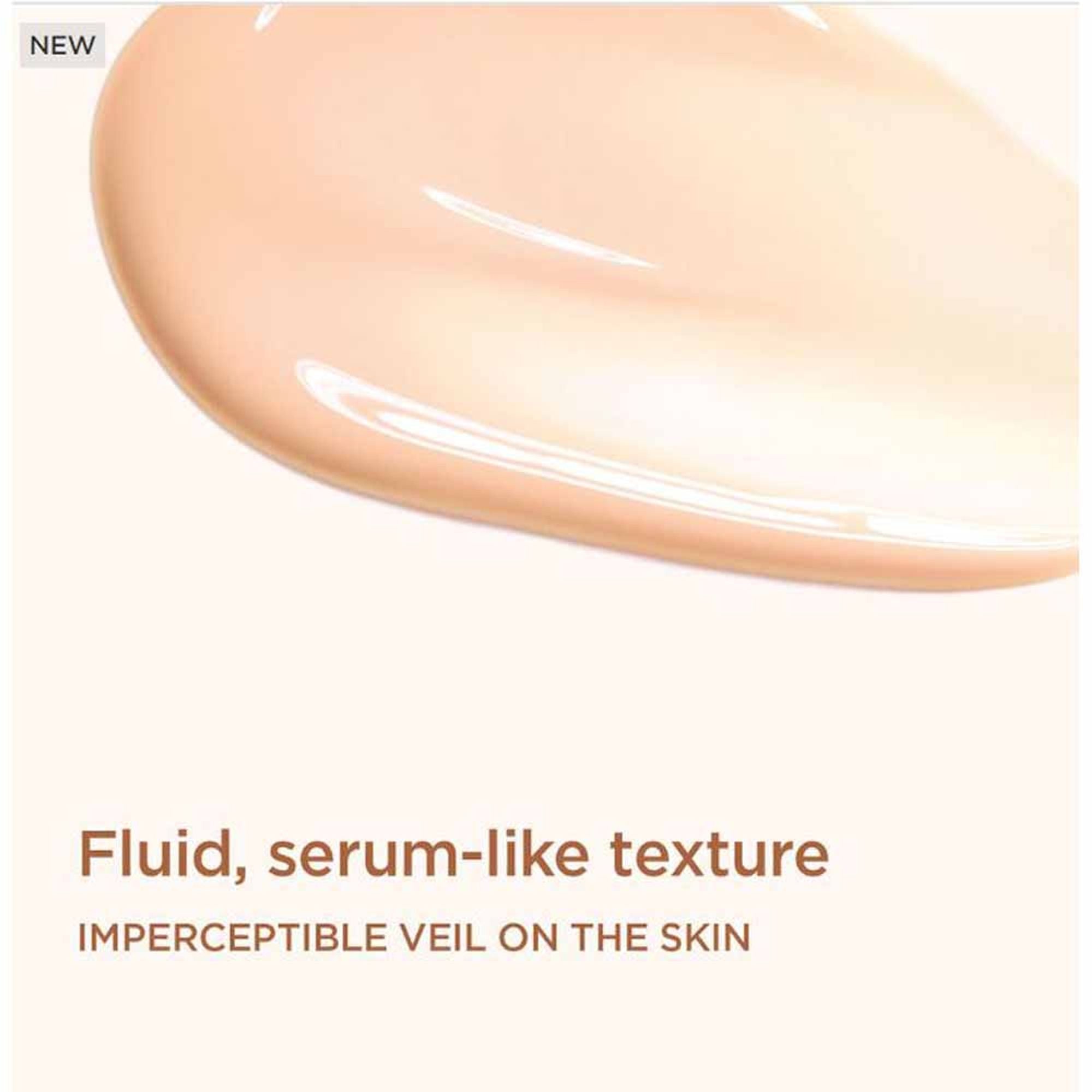 Clarins Skin Illusion Serum Face Primer SPF 30+++ - Transprent - Distacart
