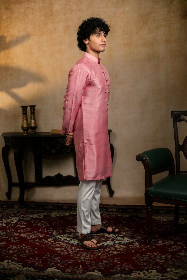 Falling Raw Silk Pink Gulab Pakshi Kurta Set By Hilo Design