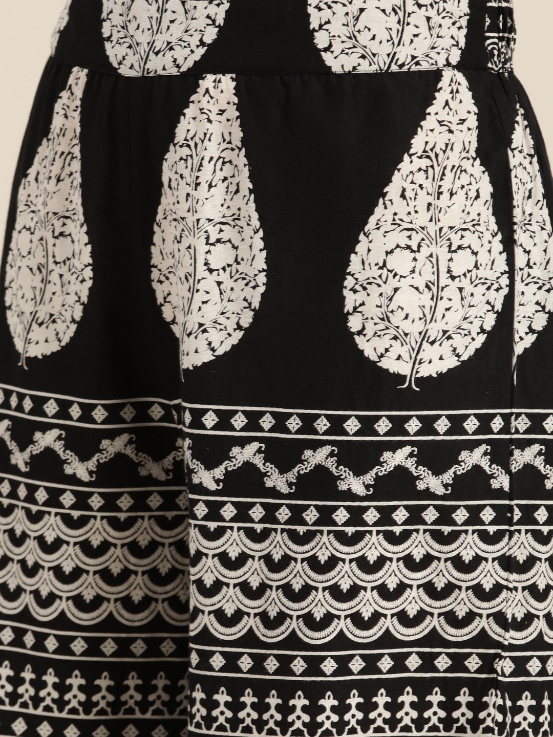 Sangria Women Black & White Ethnic Motifs Printed Pure Cotton Kurta with Sharara