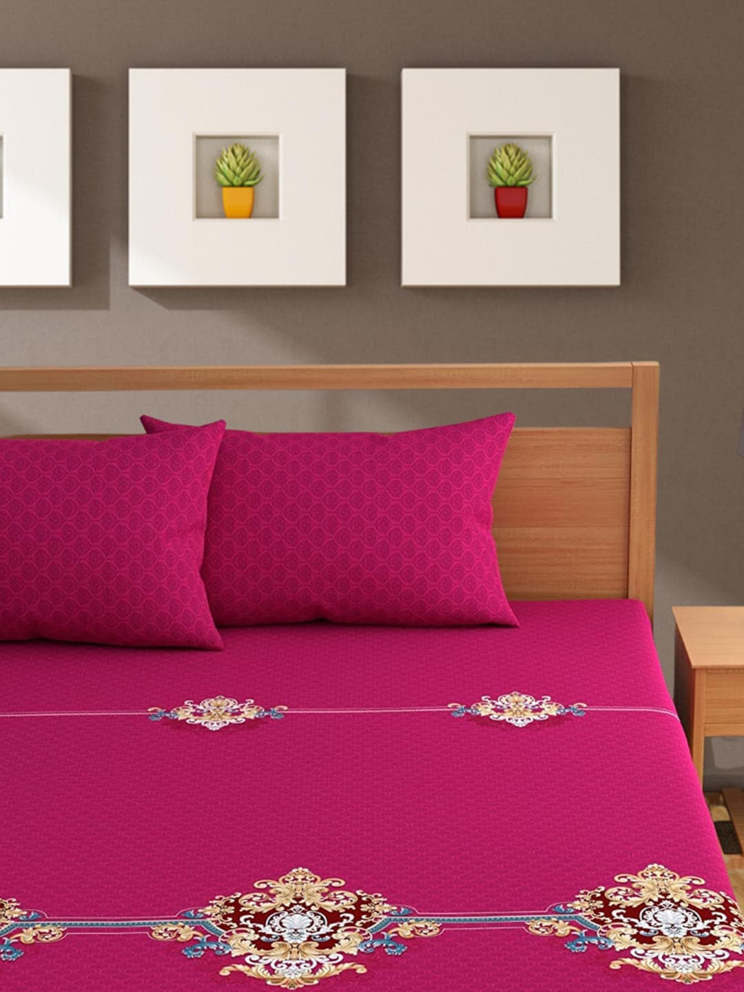 Bajo's Magenta & Blue Ethnic Motifs Printed 210 TC Cotton King Bedsheet & 2 Pillow Covers