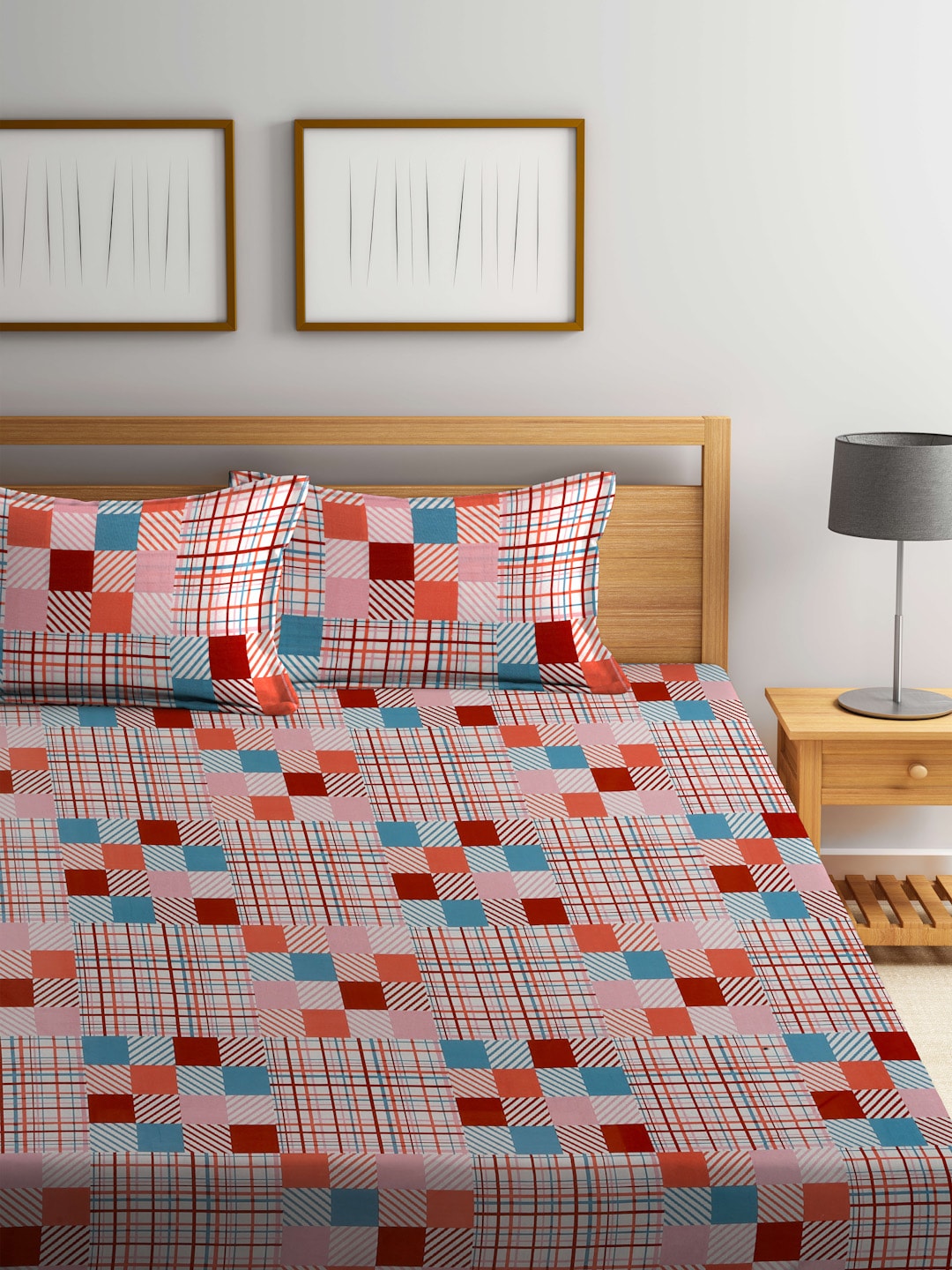 BOMBAY DYEING Marigold Pink Geometric Cotton 104 TC King Bedsheet & 2 Pillow Covers