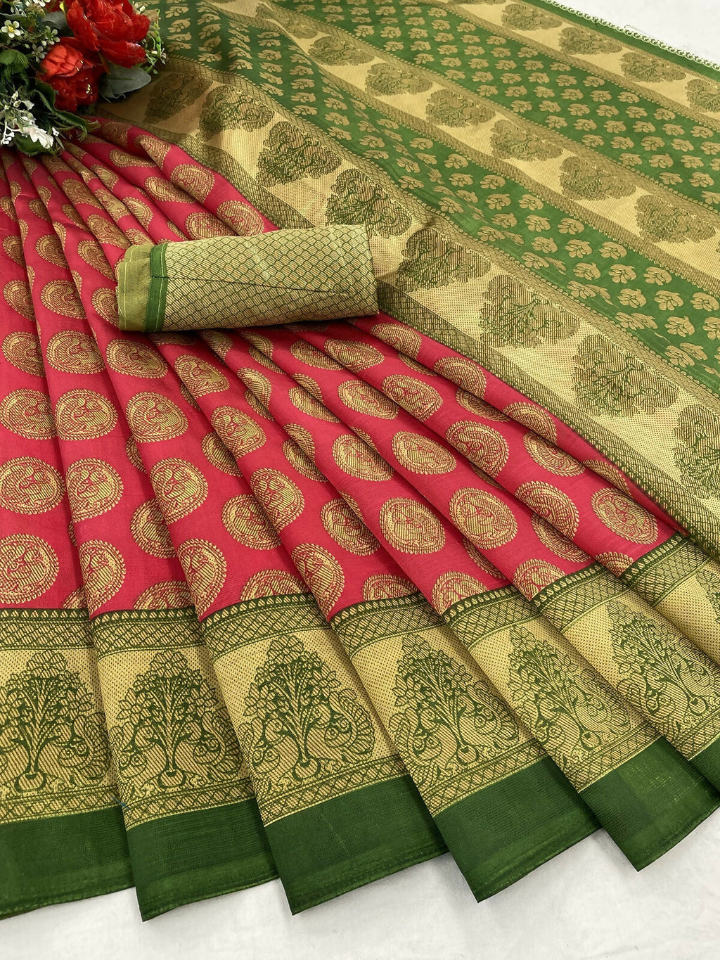 Vamika pink Printed Art Silk Saree