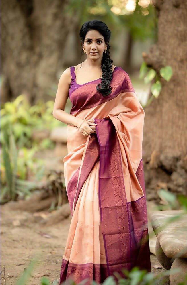 DEIANA'S Beautiful Designer Golden zari Soft Lichi Silk Saree - Peach