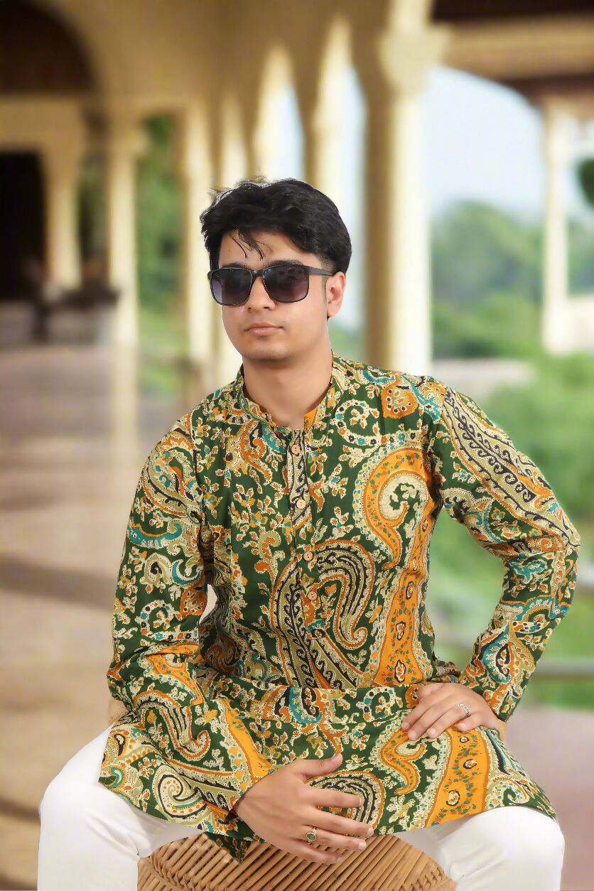 Souchii Men Green & Mustard Pure Cotton Paisley Printed Straight Kurta