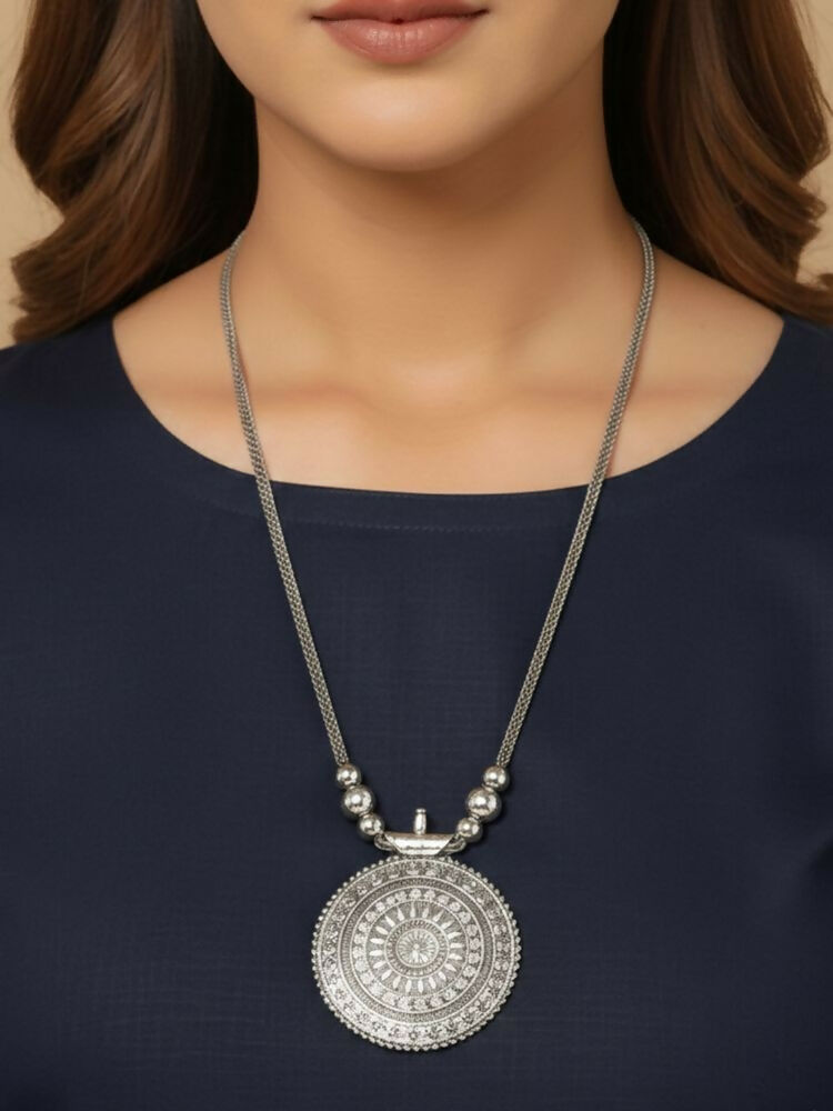 NVR Women Round Mandaliya Silver Plated Necklace