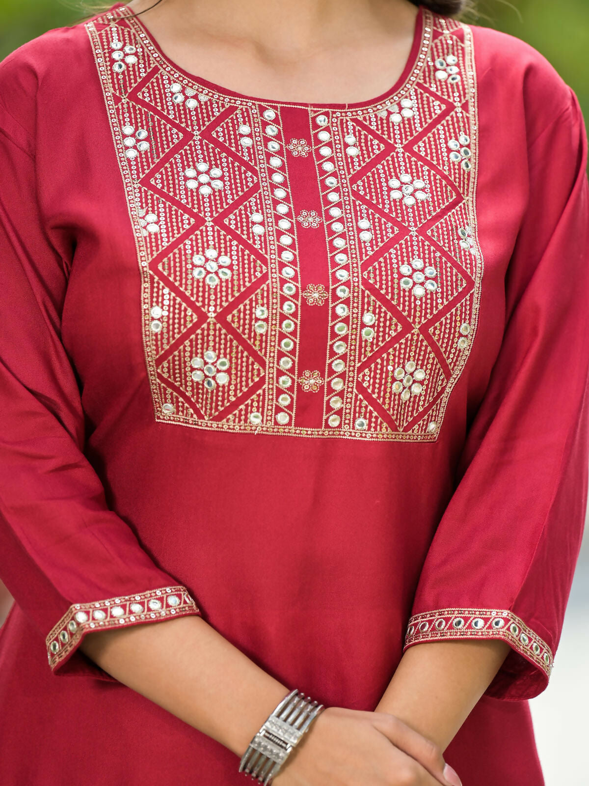 Juniper Women's Maroon Solid Rayon Kurti With Mirror Work & Sequins