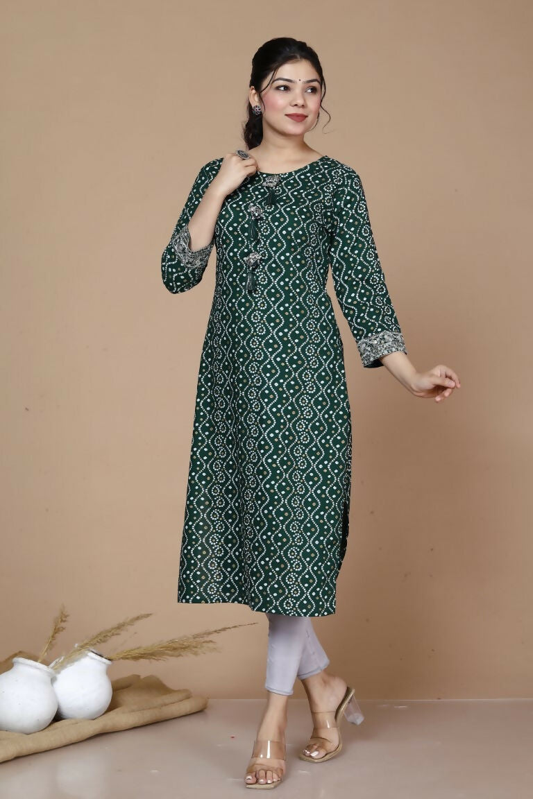 Miravan Women's Rayon Bandhani Print Straight Kurta Green