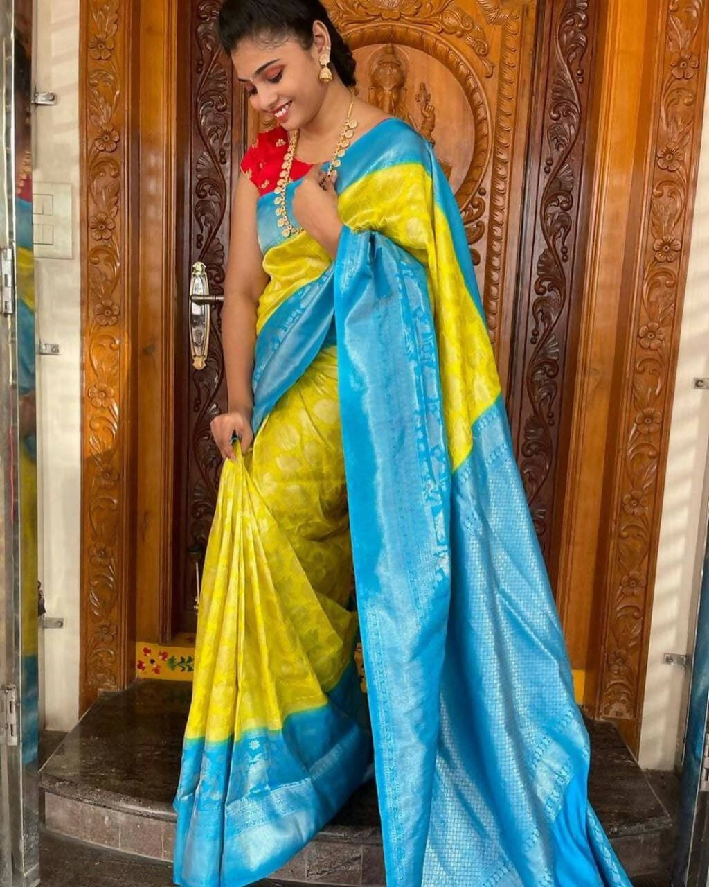 DEIANA'S Beautiful Designer Golden zari Soft Lichi Silk Saree - Yellow