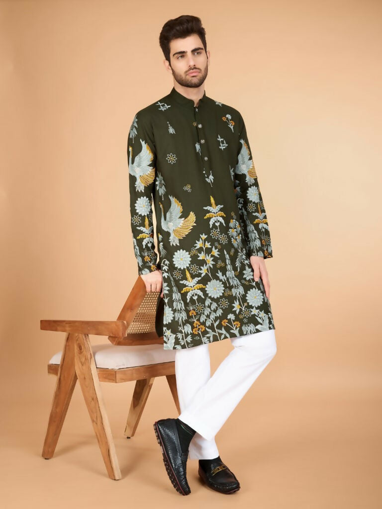 Vastranavya Exclusive Wedding Wear Viscose Rayon Thread Embroidered Work Kurta