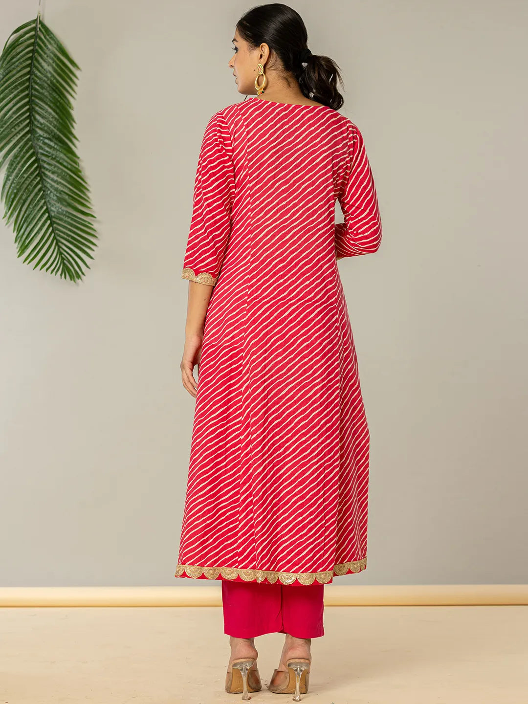 Yufta Pink Leheriya Print Cotton A-Line Suit Set