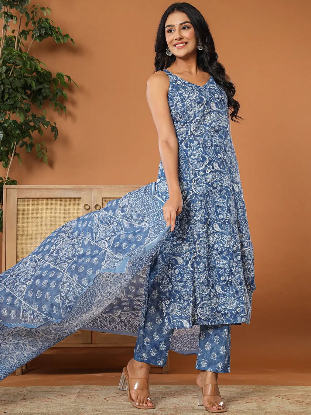 Yufta Blue Cotton Strappy Kurta Dupatta Set
