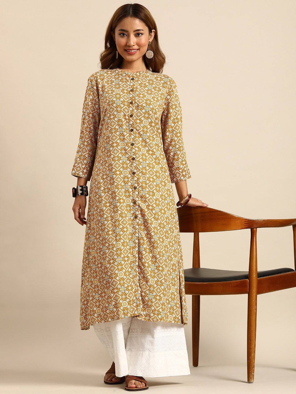 Sangria Women Mustard Yellow & Blue Printed Kurta
