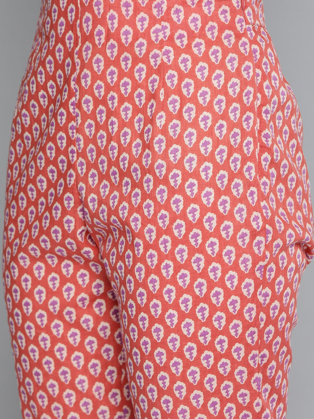 HERE&NOW Women Pink & White Floral Printed Kurta with Palazzos