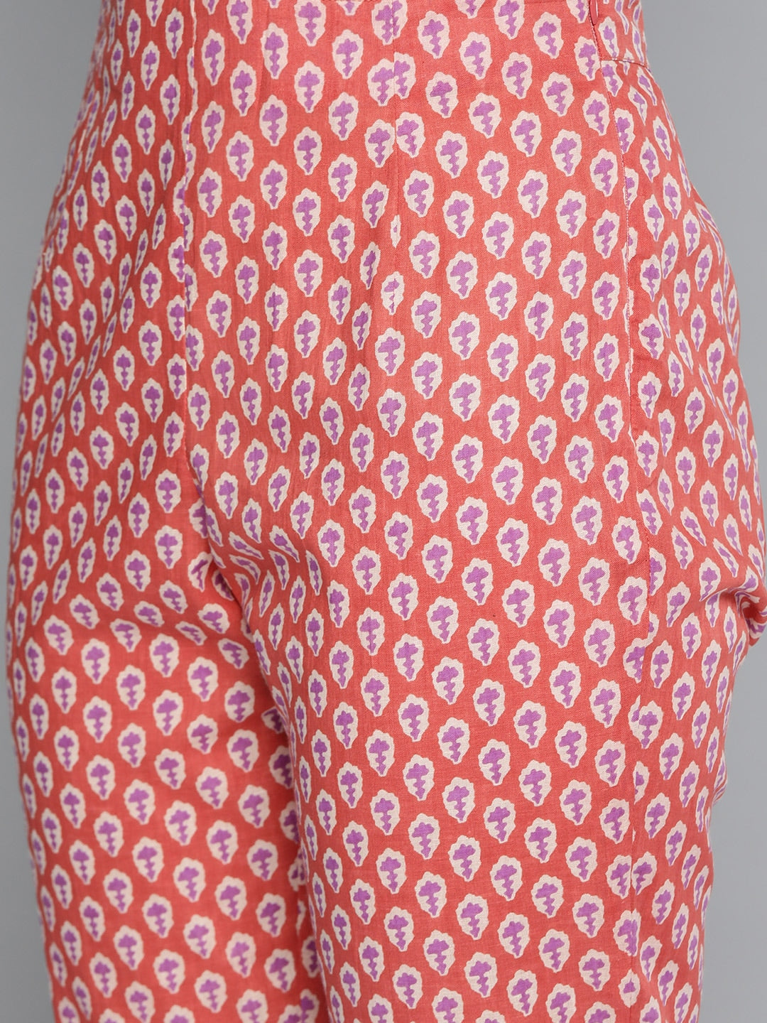 HERE&NOW Women Pink & White Floral Printed Kurta with Palazzos
