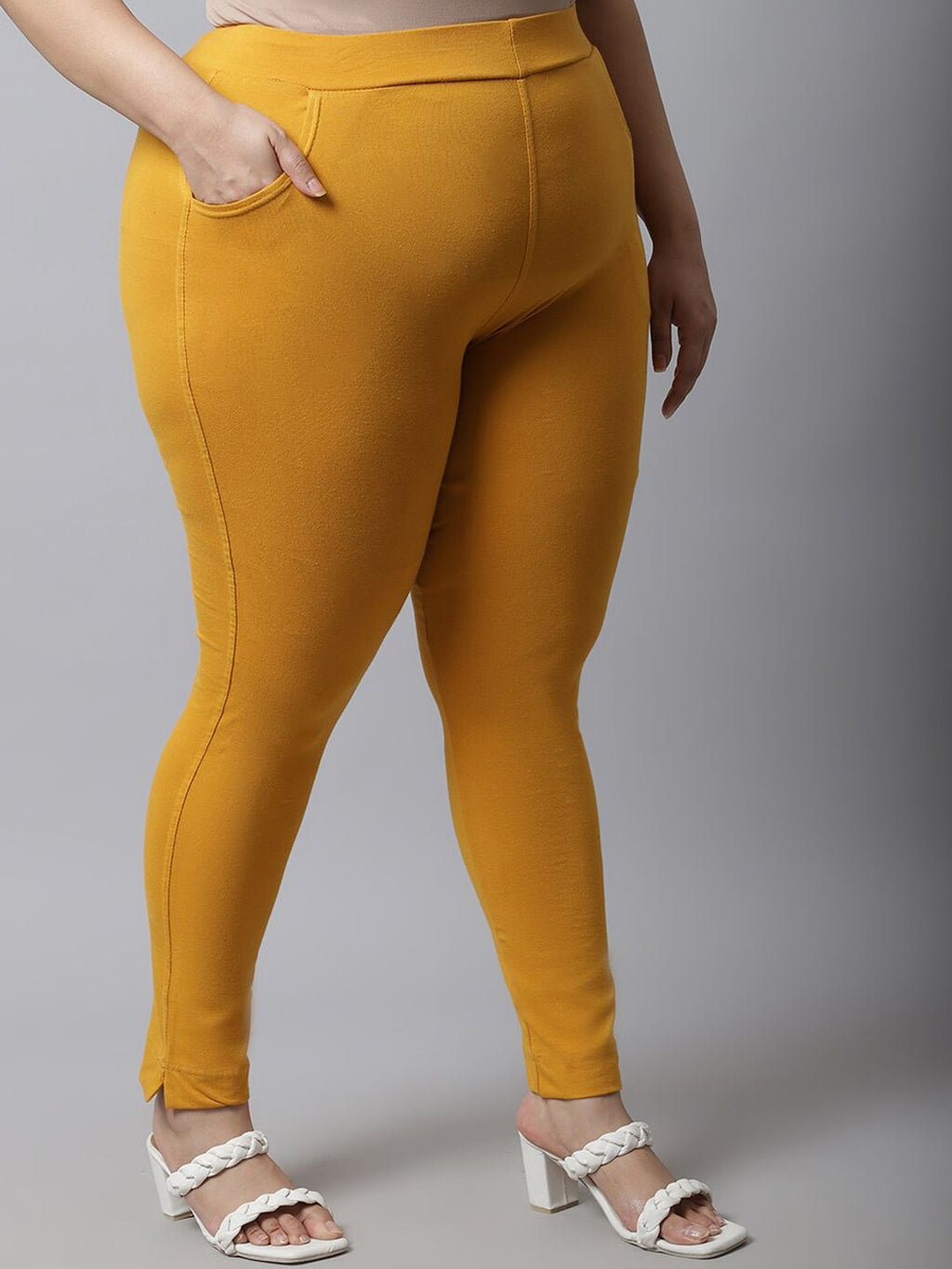 TAG 7 Women Plus Size Mustard Solid Leggings