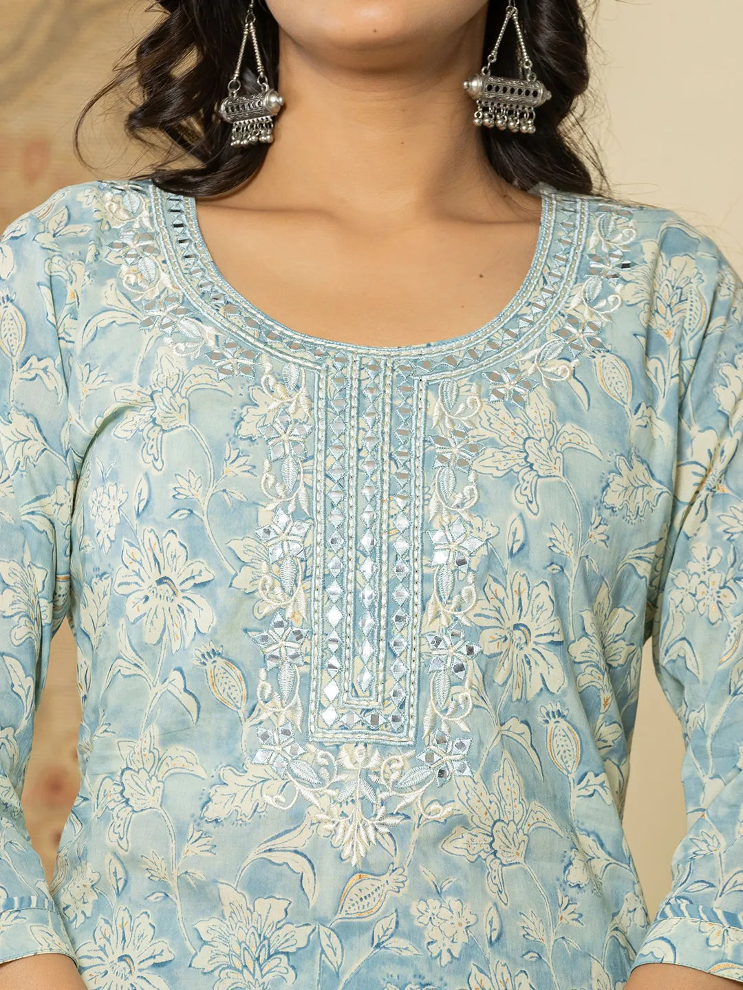 Yufta Pure Cotton Sky Blue Floral Embroidery Kurta Dupatta Pant Set - Distacart