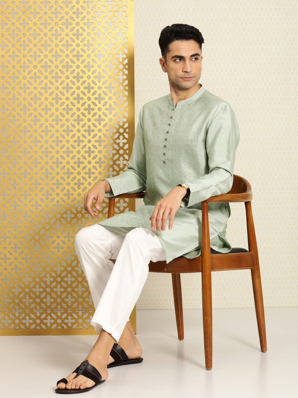 House of Pataudi Jashn Embroidered Thread Work Sequined Kurta