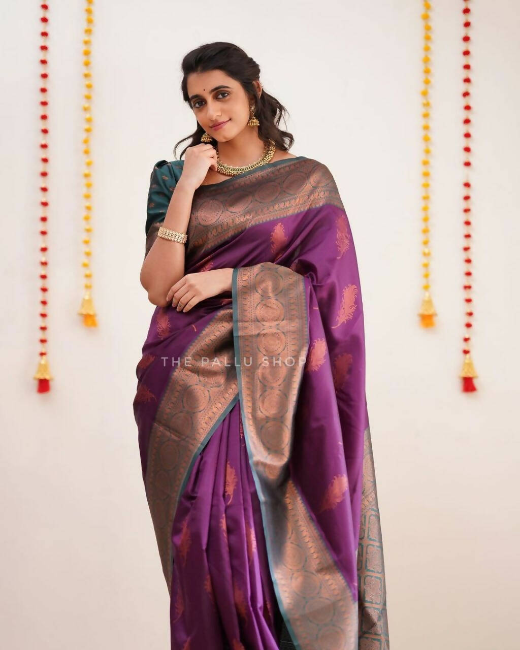 DEIANA'S Beautiful Designer Golden zari Soft Lichi Silk Saree - Purple