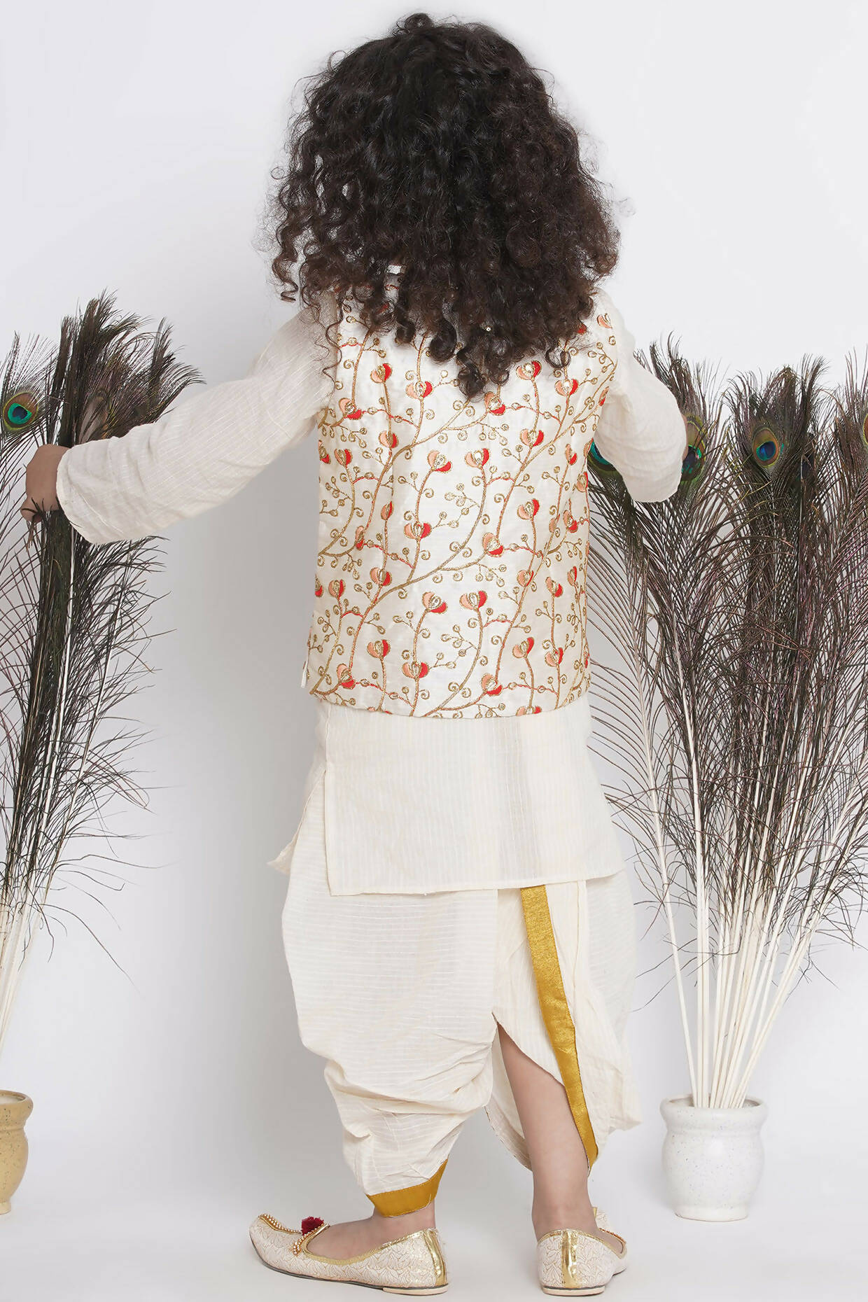 Little Bansi Banarsi Red Tulip Embroidery Jacket With Cotton Kantha kurta And Kantha Dhoti - Cream