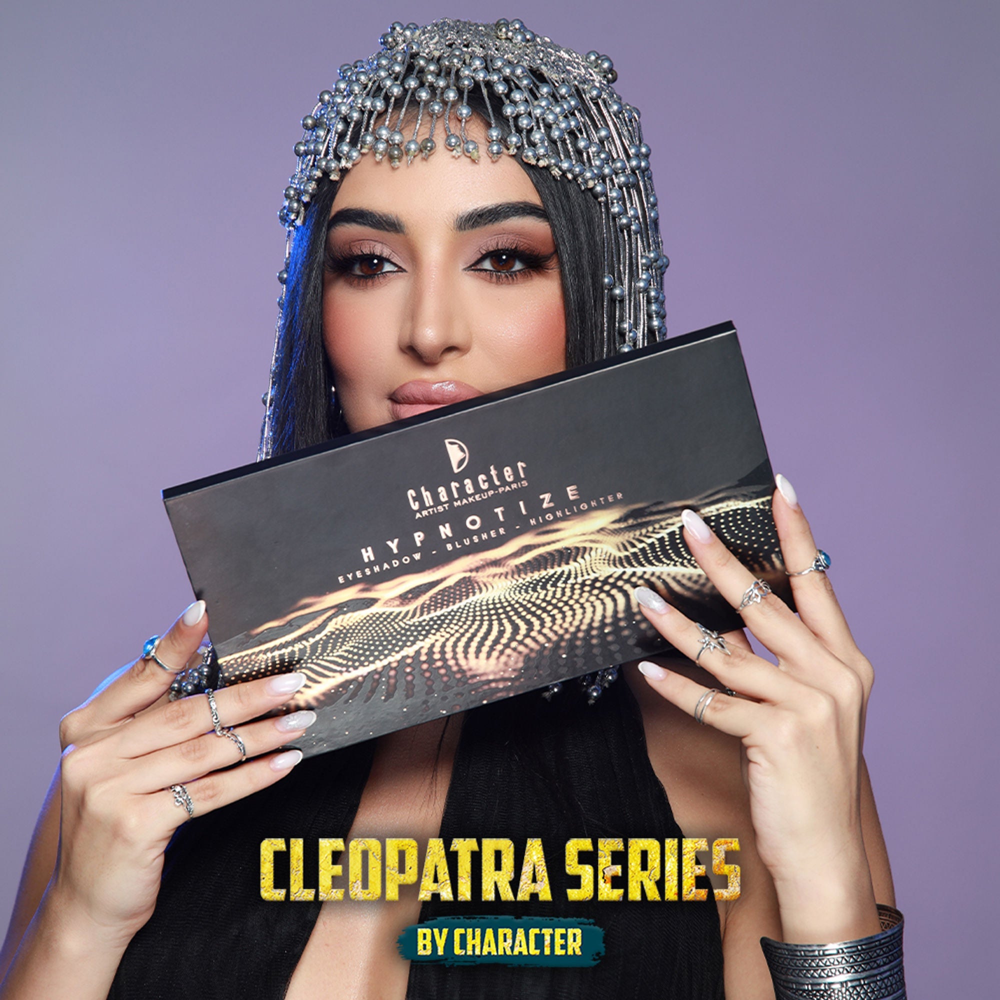 Character Hypnotize Eyeshadow Blusher Highlighter Palette - Heb001
