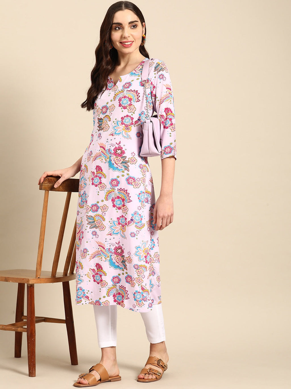 Sangria Women Floral Printed Sequinned Kurta