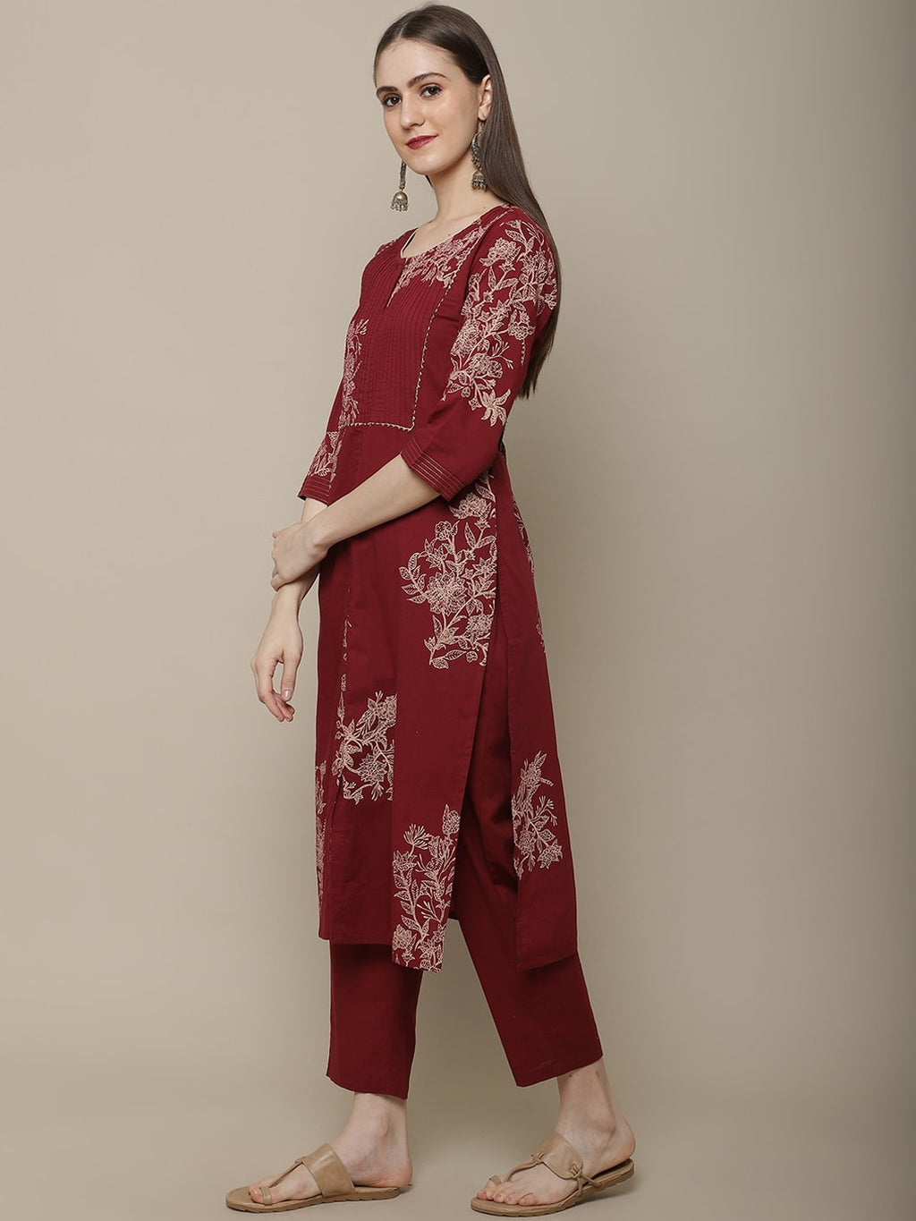 Sangria Women Maroon Floral Printed Pure Cotton Straight Kurta with Trousers