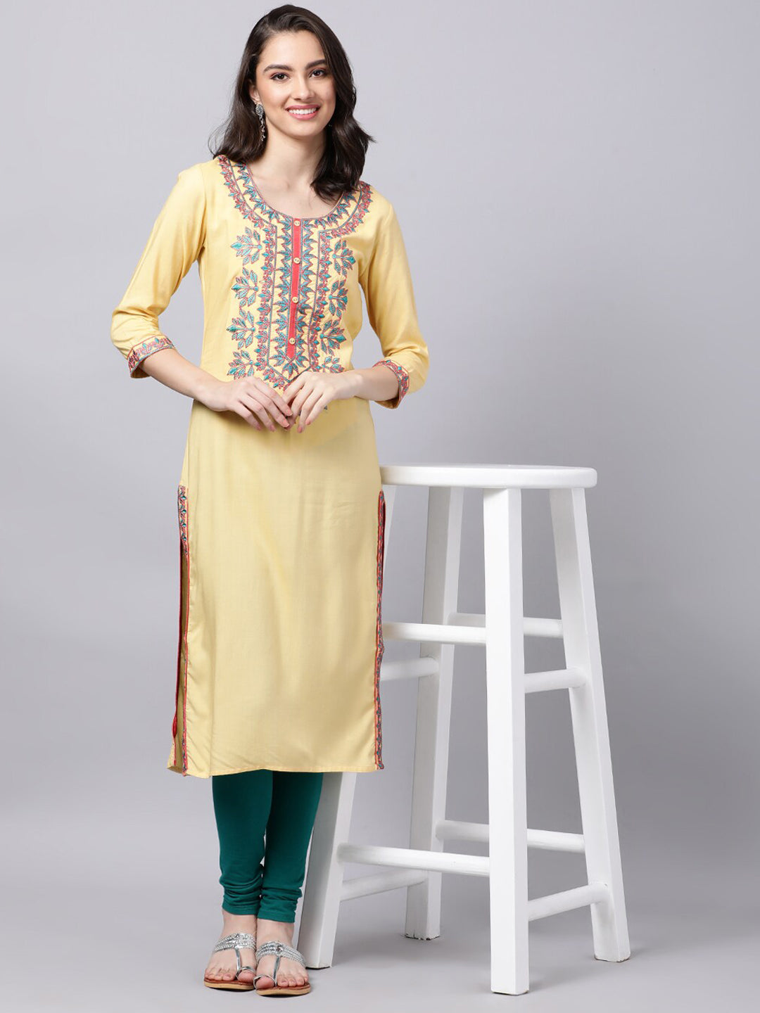 Souchii Women Cream-Coloured Ethnic Motifs Embroidered Kurta - Distacart