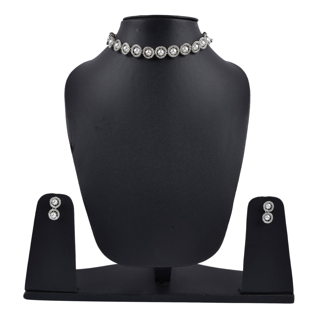 Rhodium-Plated Alloy Silver Ad Necklace With Pearls - The Pari