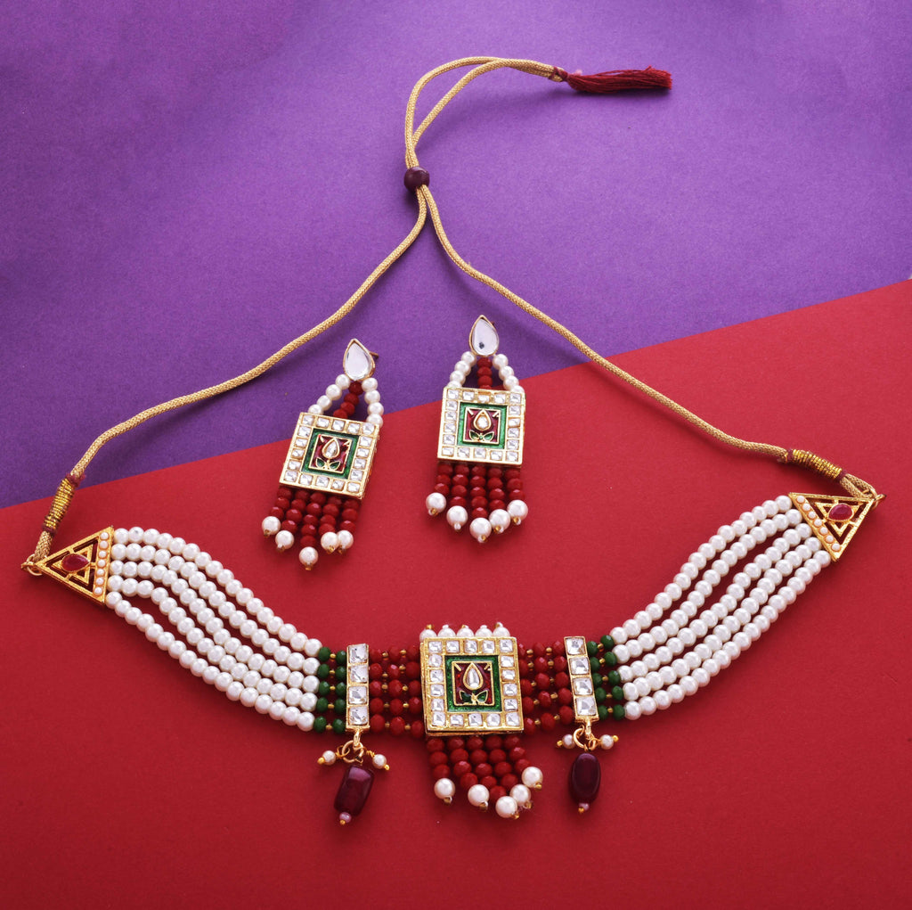 Gold-Polished Alloy Pearl And Glass Bread Choker Necklace - The Pari