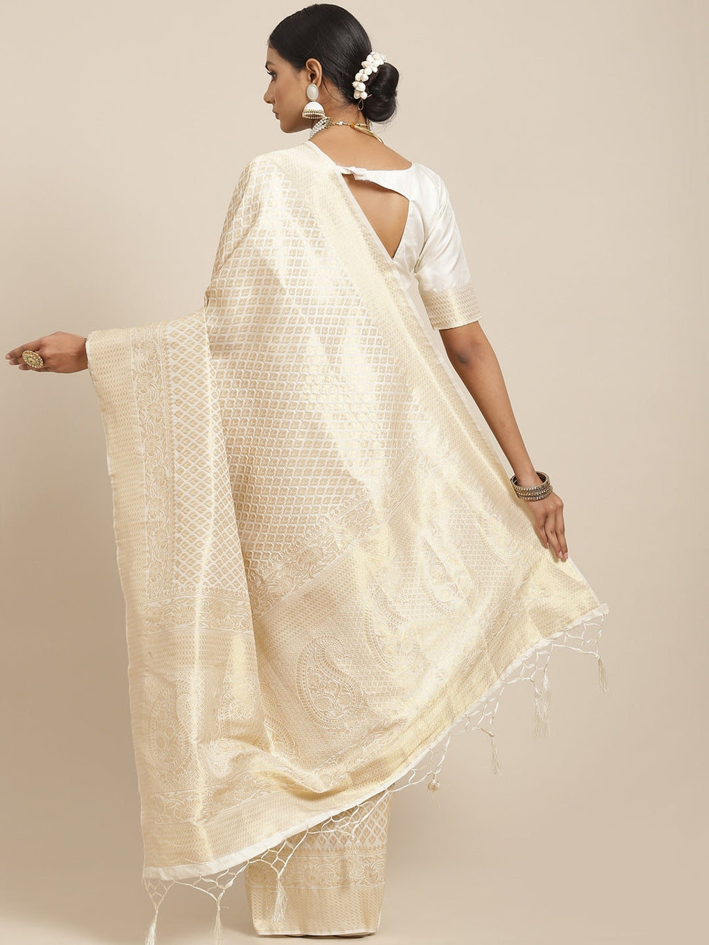 Saree Mall Cream-Coloured Zari Silk Blend Kanjeevaram Sarees - Distacart