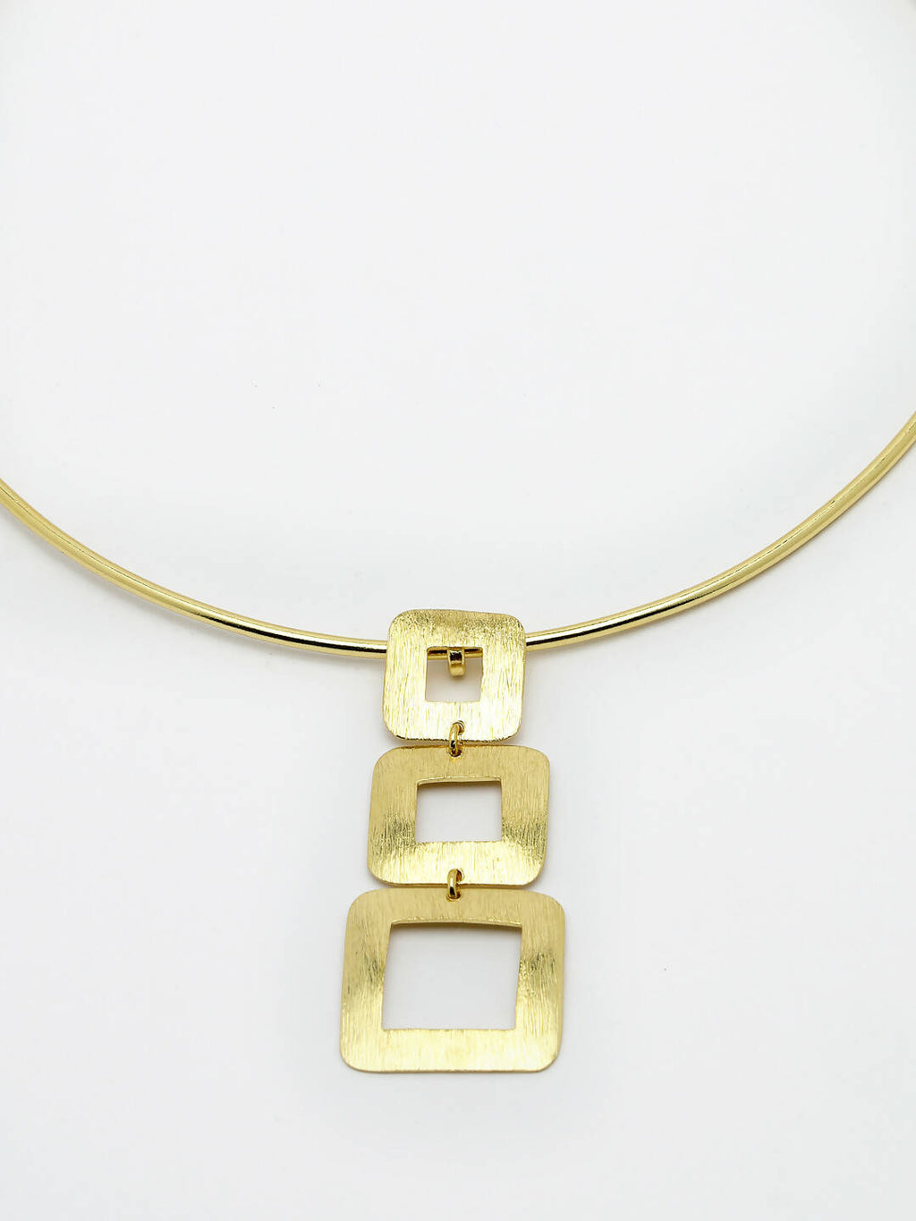 NVR Women Gold-Polished Circular Choker Necklace