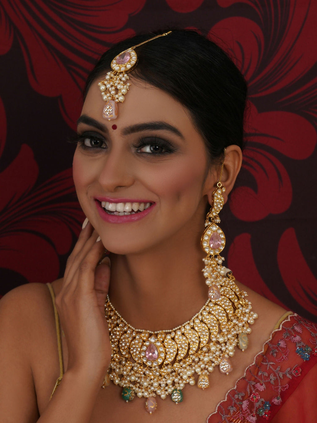 Kundan Choker with Matching Earrings & Maang Tikka Jewellery Set (Gold) - Ruby Raang