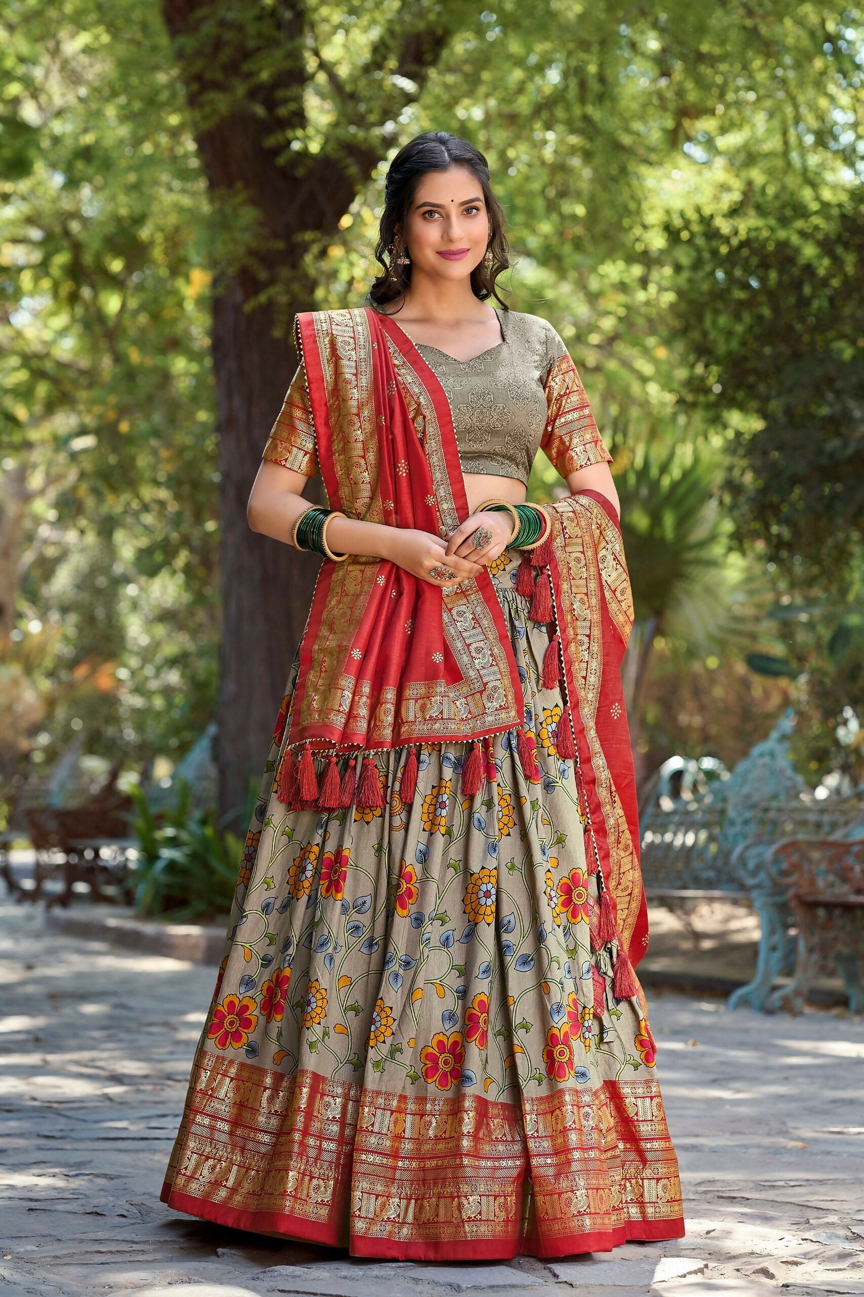 Vastranavya Kalamkari Print With Foil Print Lehenga with Unstitched Printed Blouse - Grey
