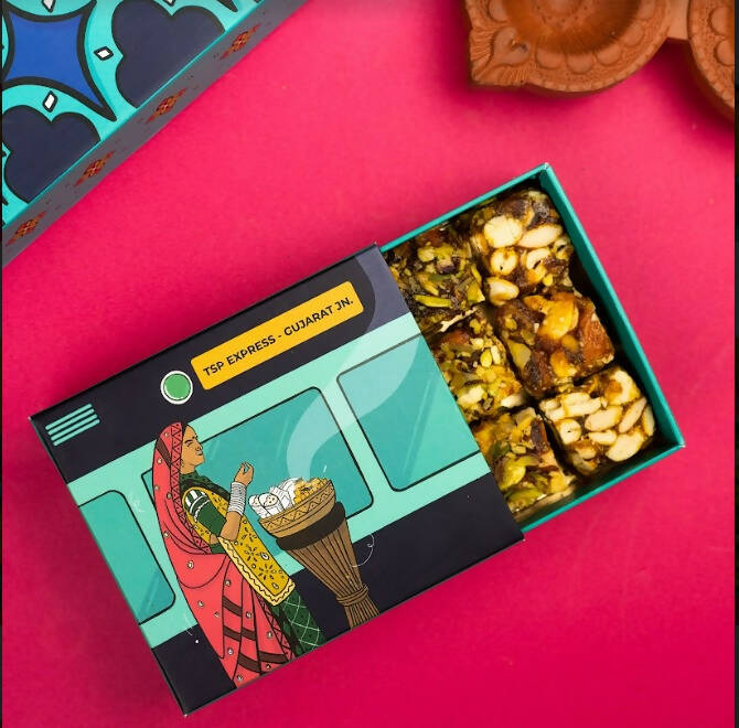 The State Plate Diwali Premium Gift Box - A Taste Trip Across India - Distacart