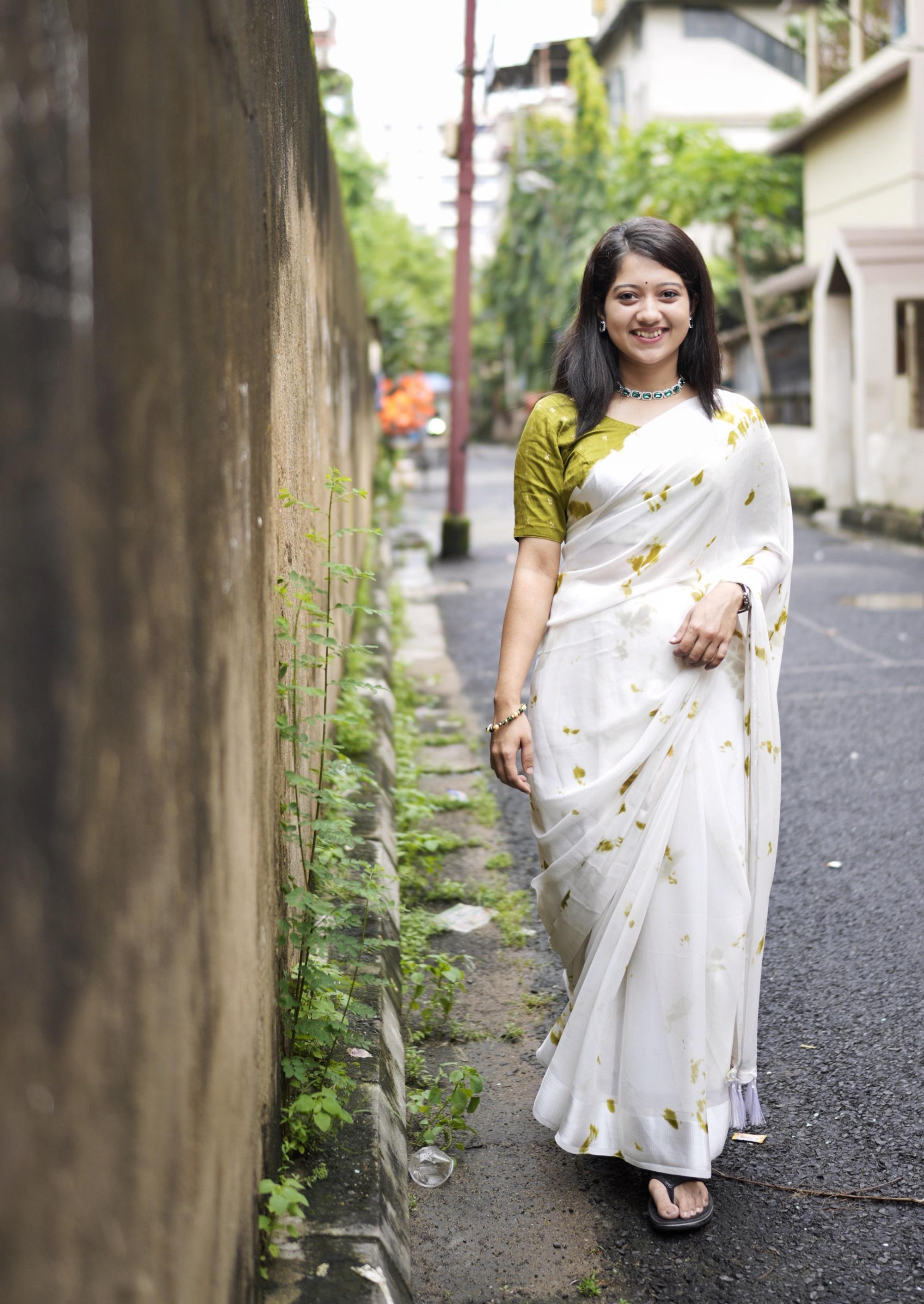 Mehndi Poly Georgette Tie And Dye Saree with Unstitched Blouse - A2M - Distacart