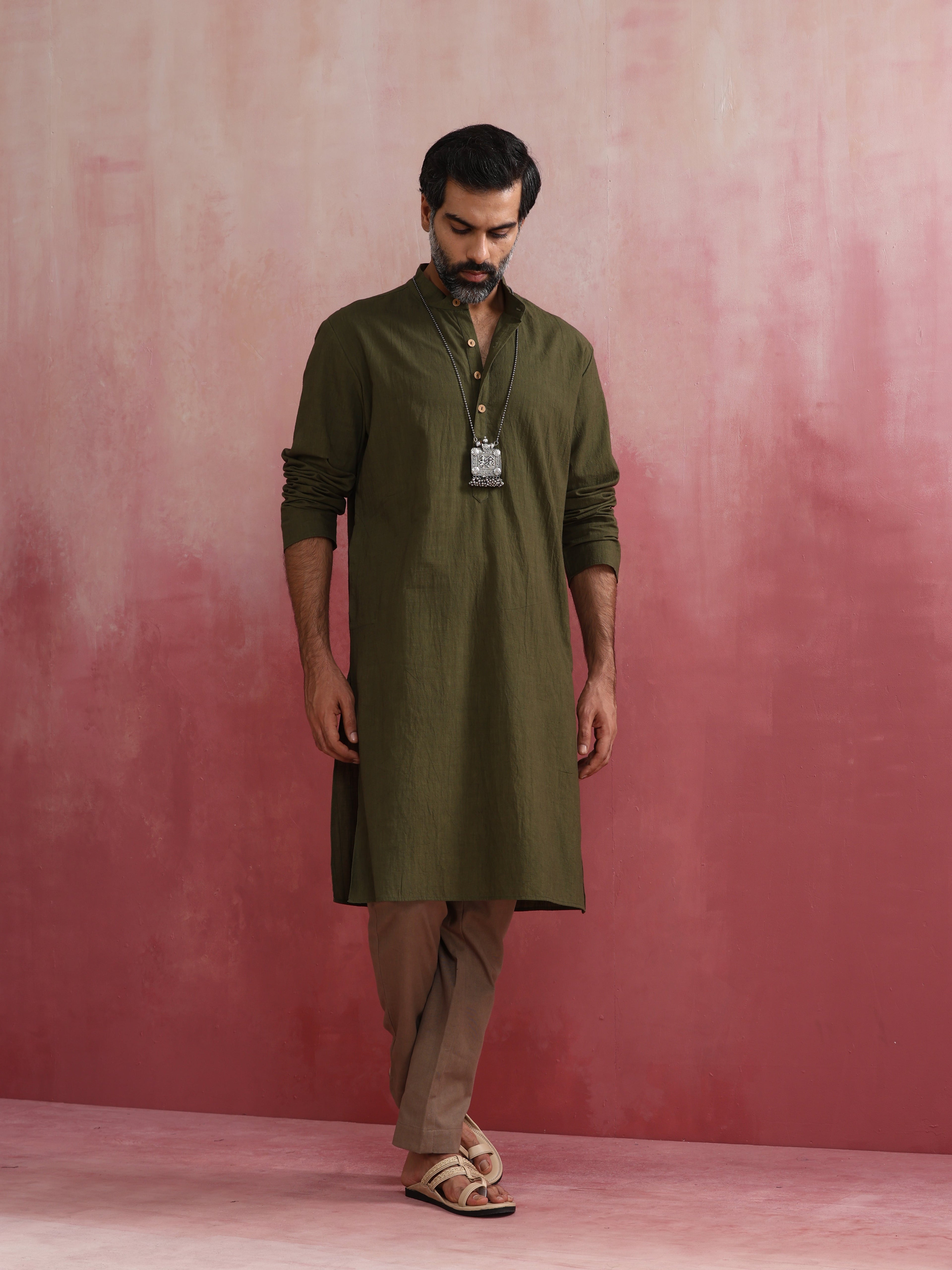 trueBrowns Men's Olive green Mandarin Collar Kurta