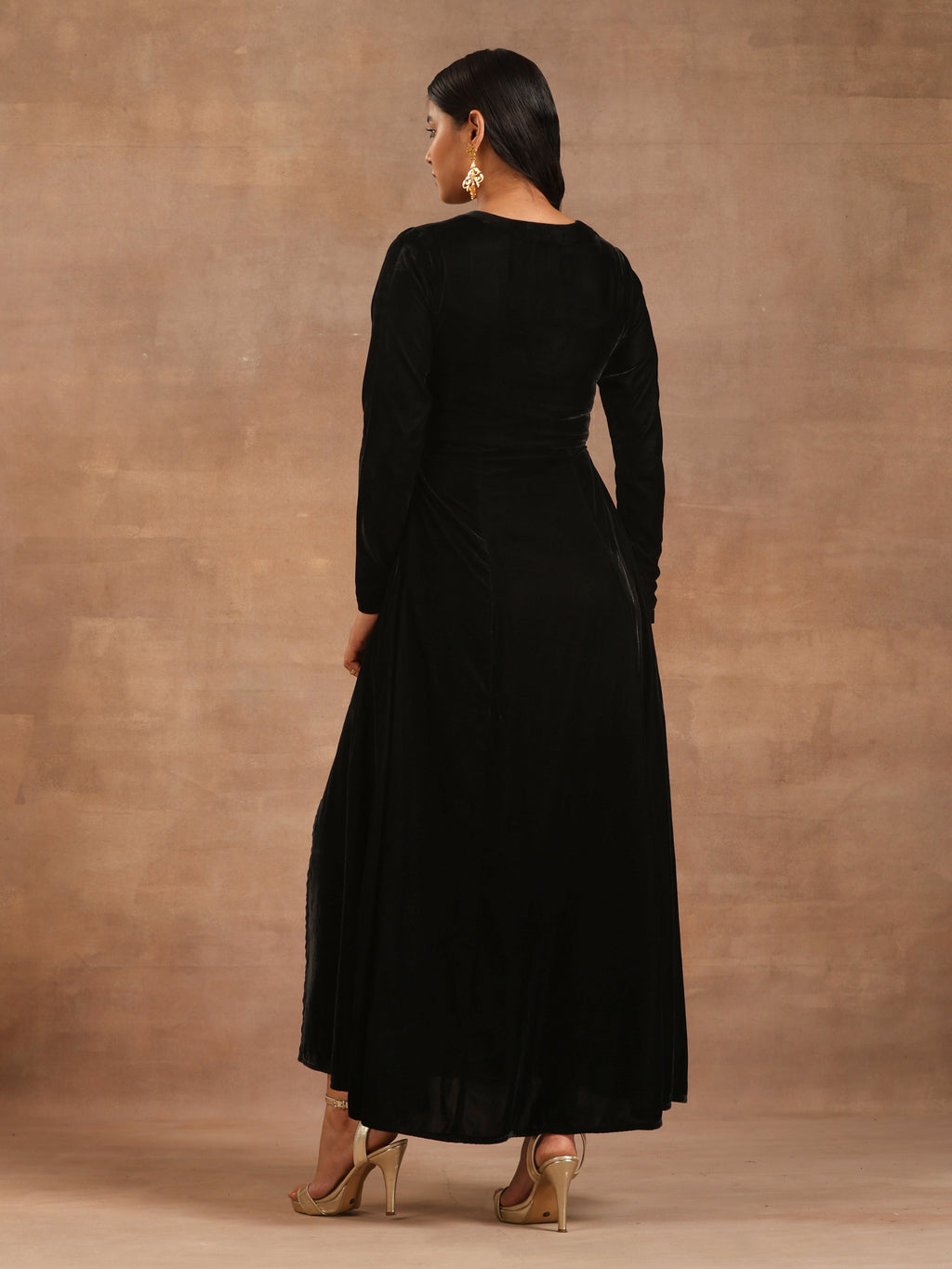 trueBrowns Black Velvet Dress - Distacart