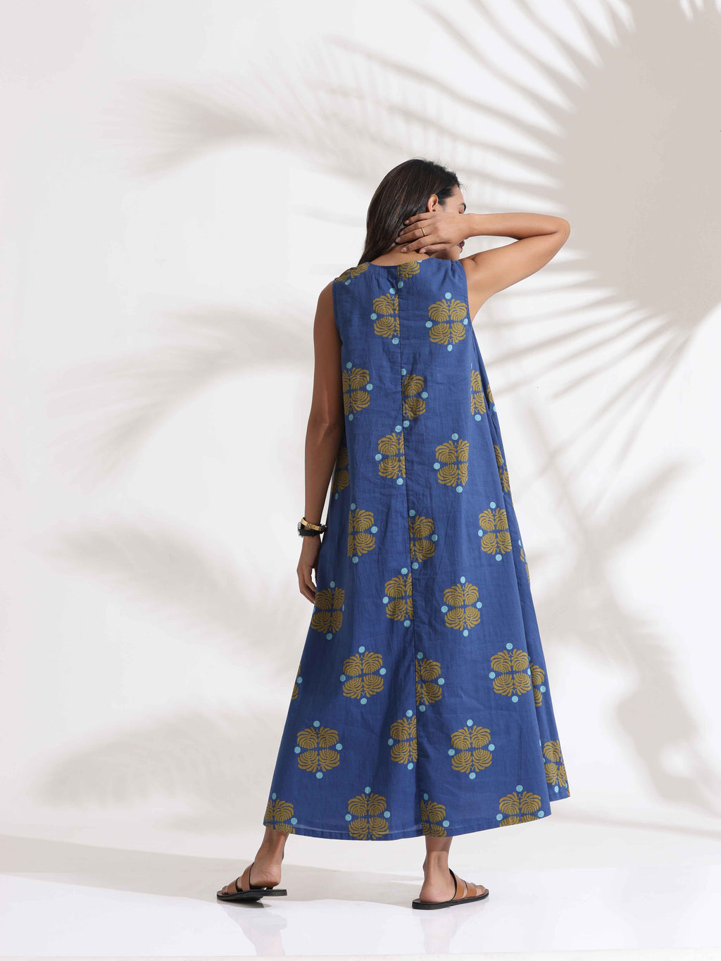 trueBrowns Blue Cotton Print Sleeveless Dress - Distacart
