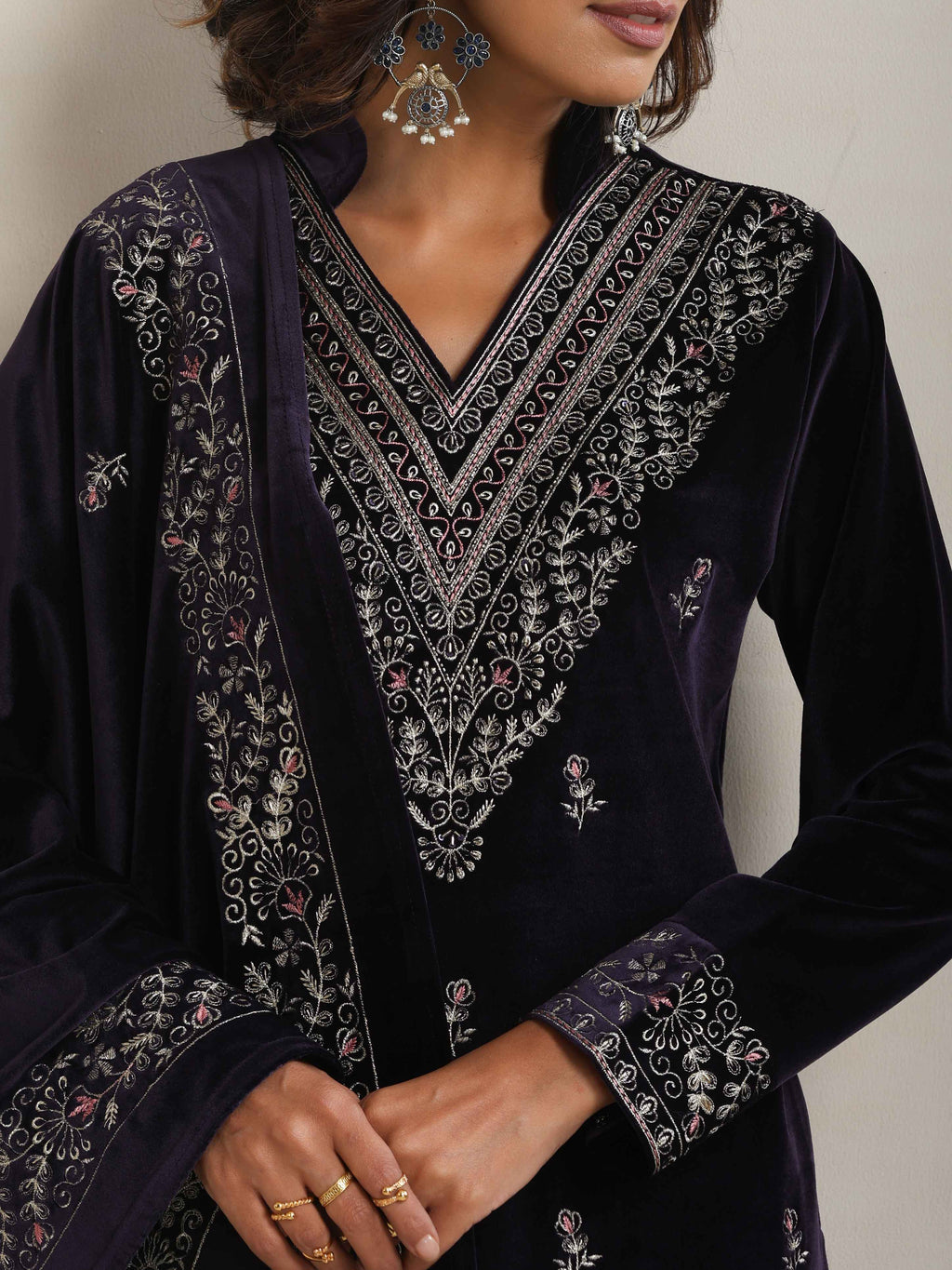 trueBrowns Purple Velvet Embroidered Kurta Pant Dupatta Set - Distacart