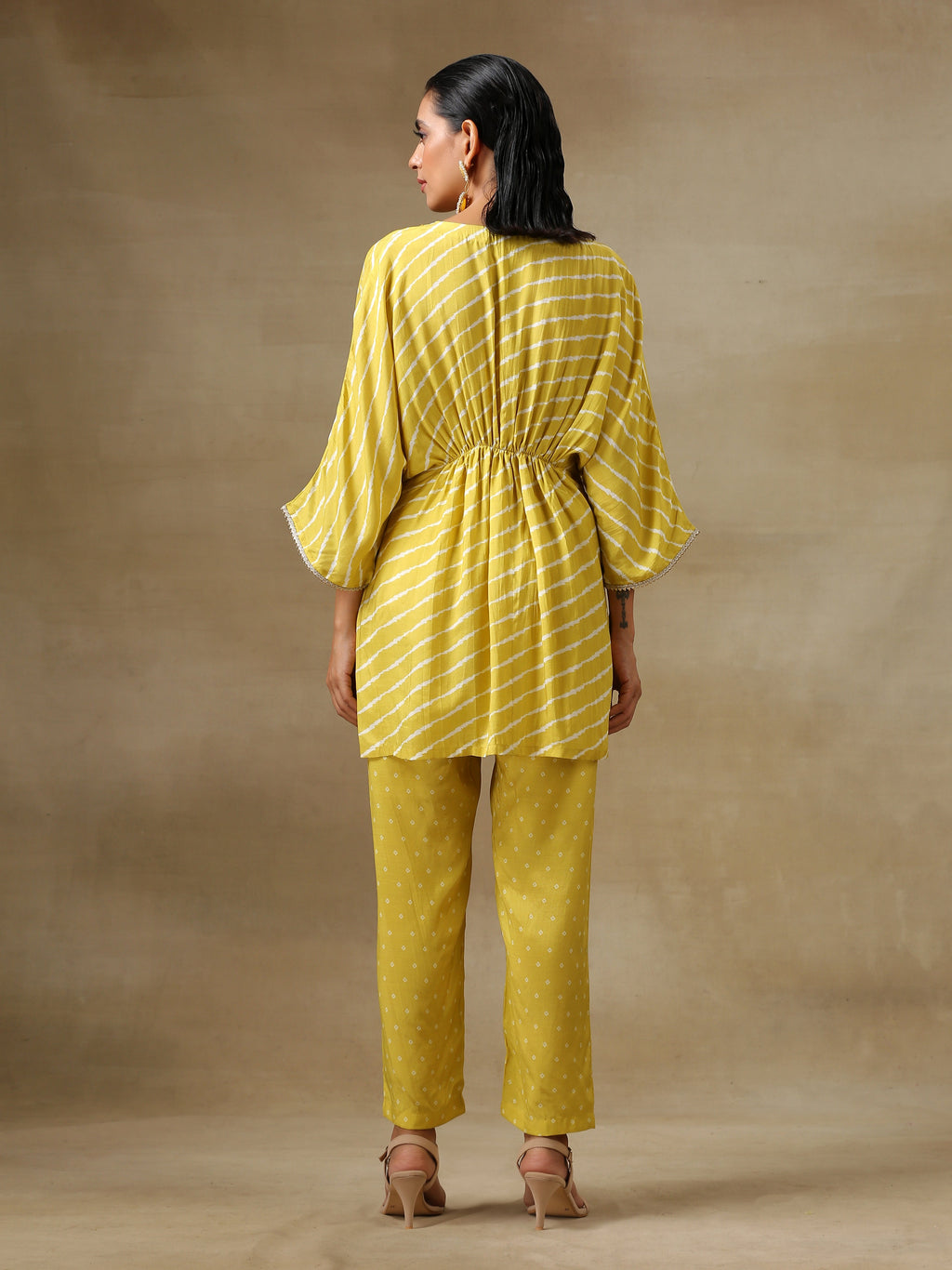 trueBrowns Lime Green Bandhani Printed Silk Drop Shoulder Co-Ord Set | Relove - Distacart