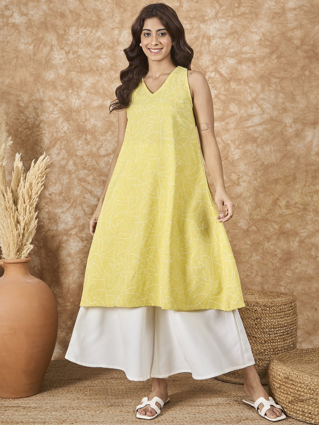 InWeave Light Yellow V Neck Aline Kurta Set