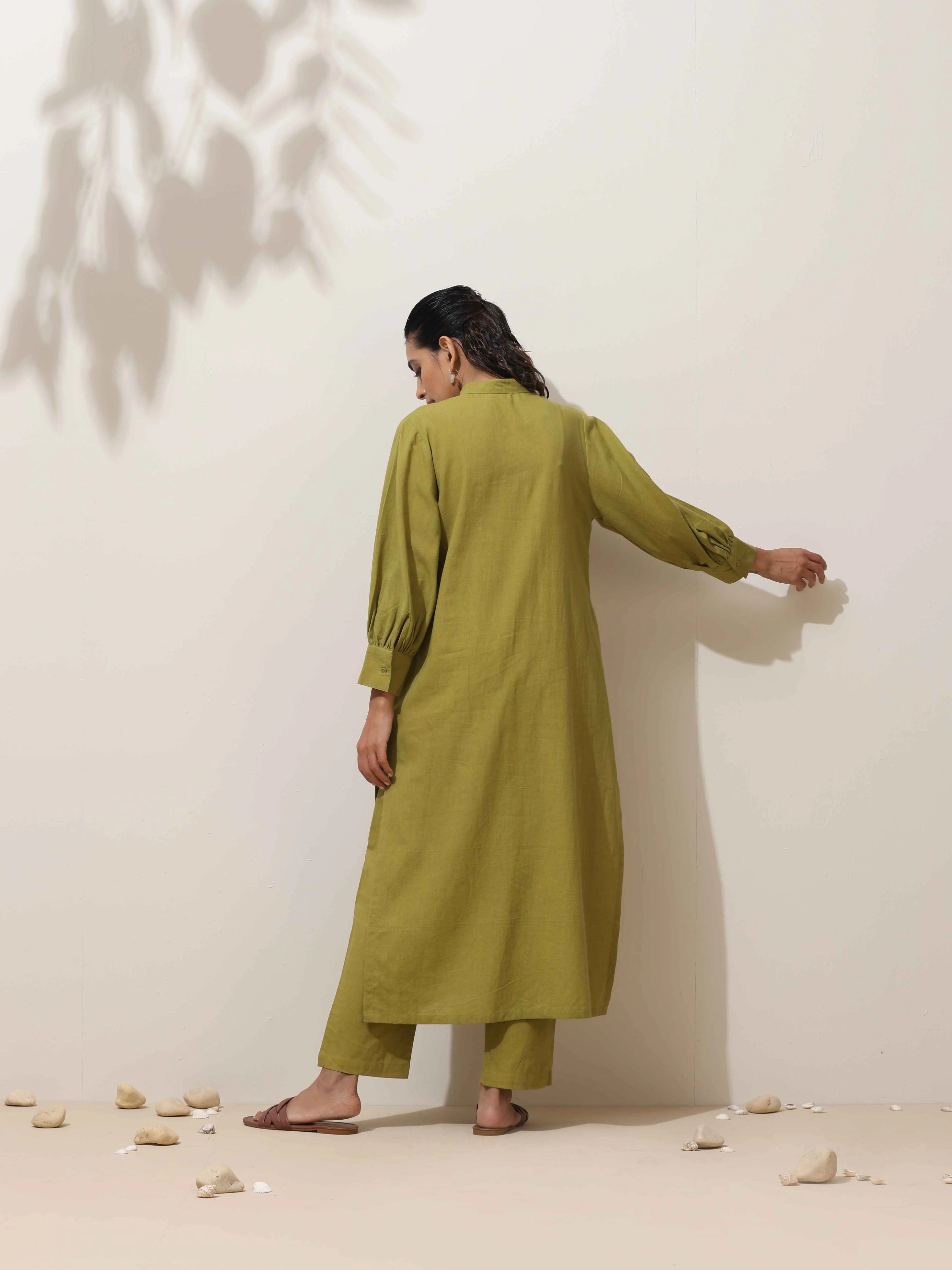 trueBrowns Pear Green Cotton Linen Kurta Pant Set - Distacart