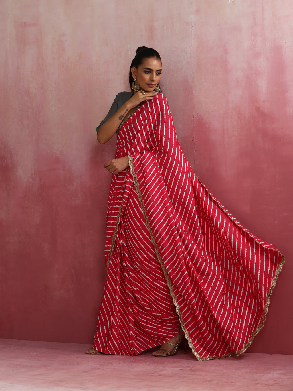 trueBrowns Pink Muslin Silk Saree