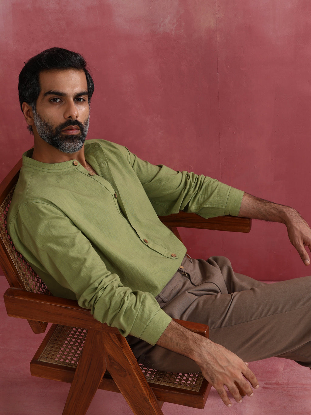 trueBrowns Men's Pista Green Cotton Mandarin Collar Stylized Kurta