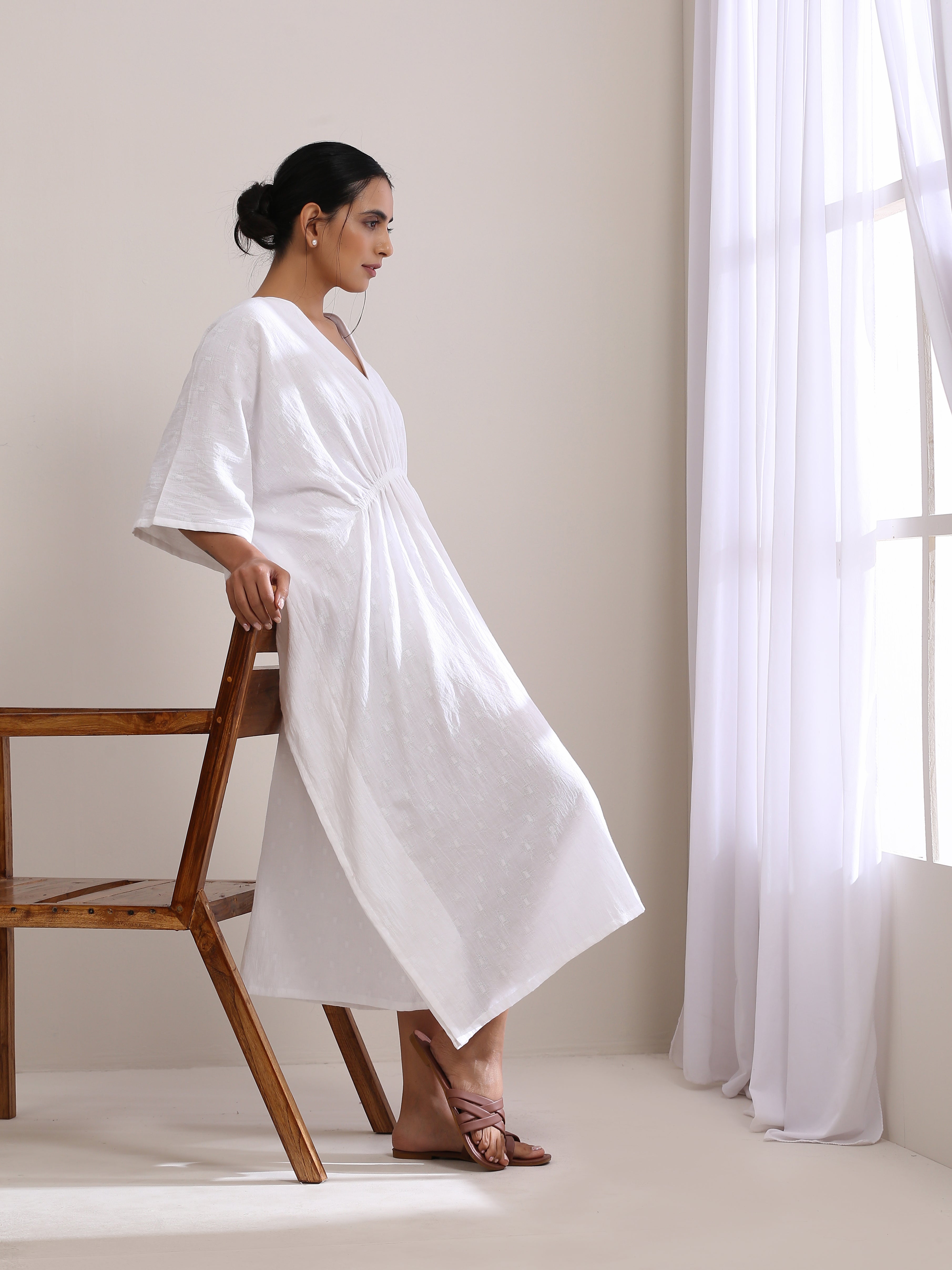 trueBrowns White Dobby Kaftan Dress | Relove - Distacart