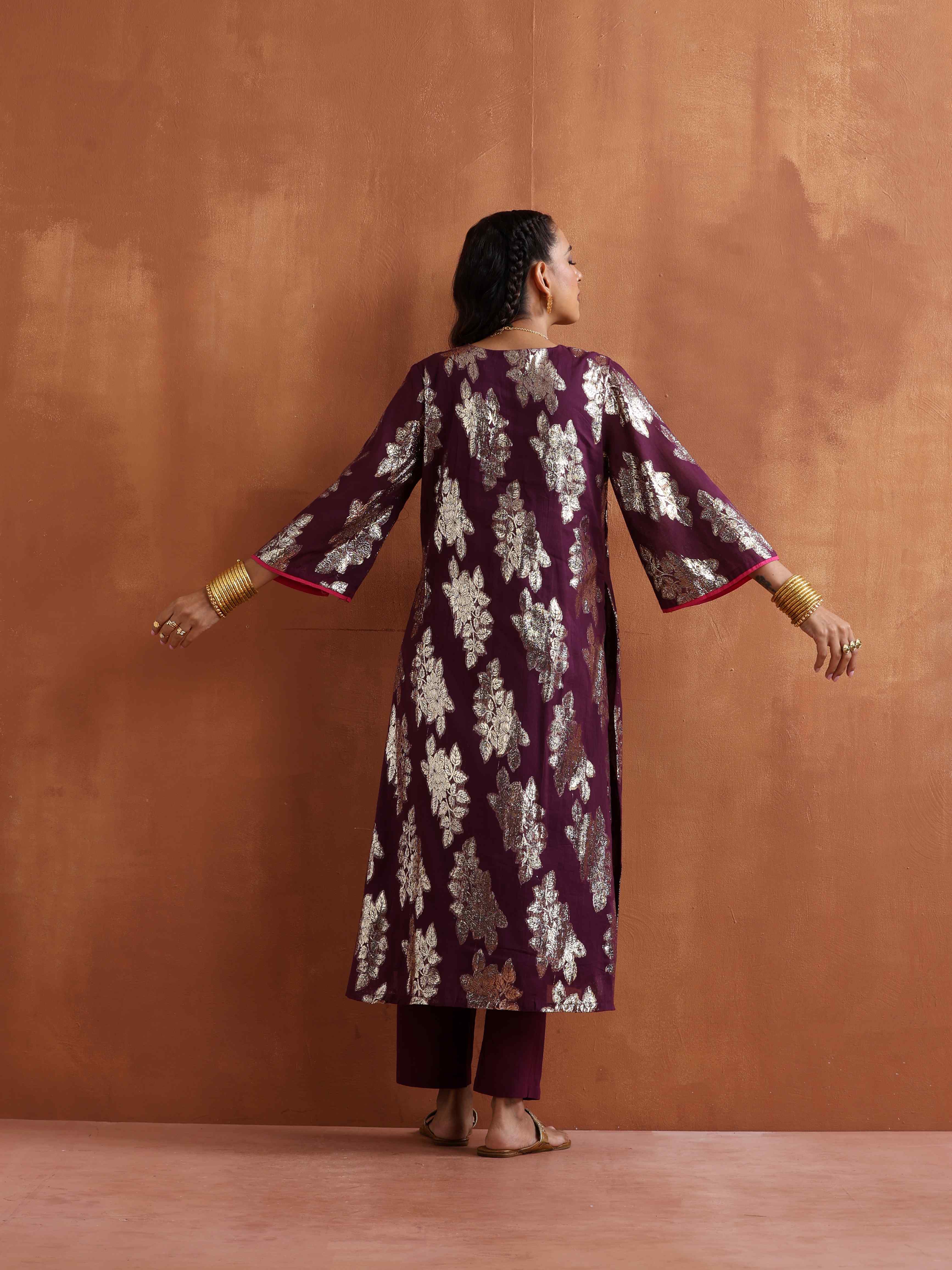 trueBrowns Purple Metallic Straight Kurta Set - Distacart