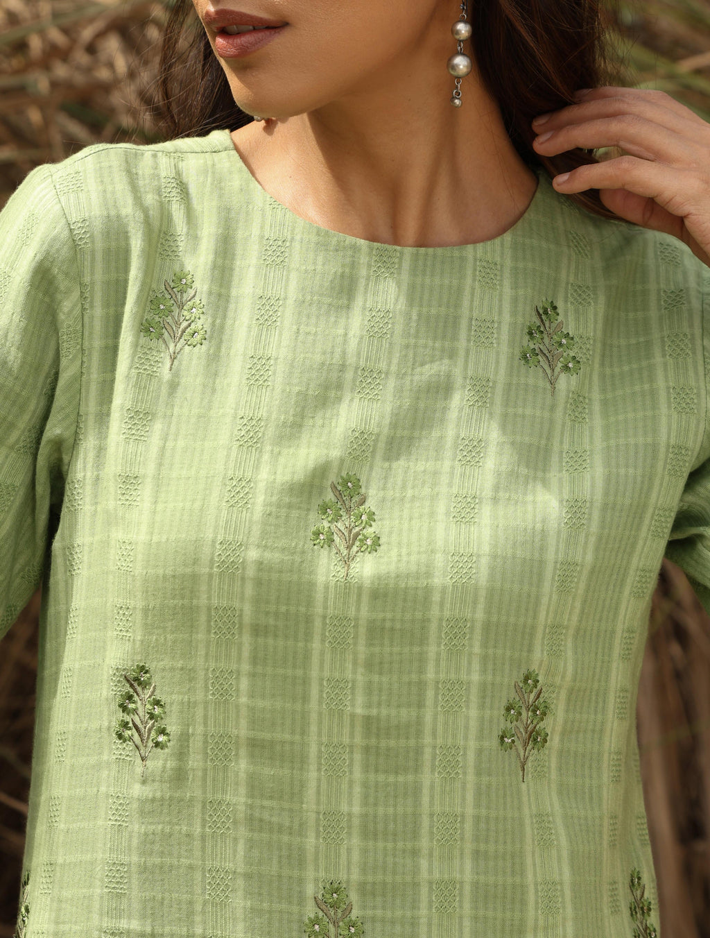 trueBrowns Green Cotton Dobby Embroidered Kurta Set - Distacart