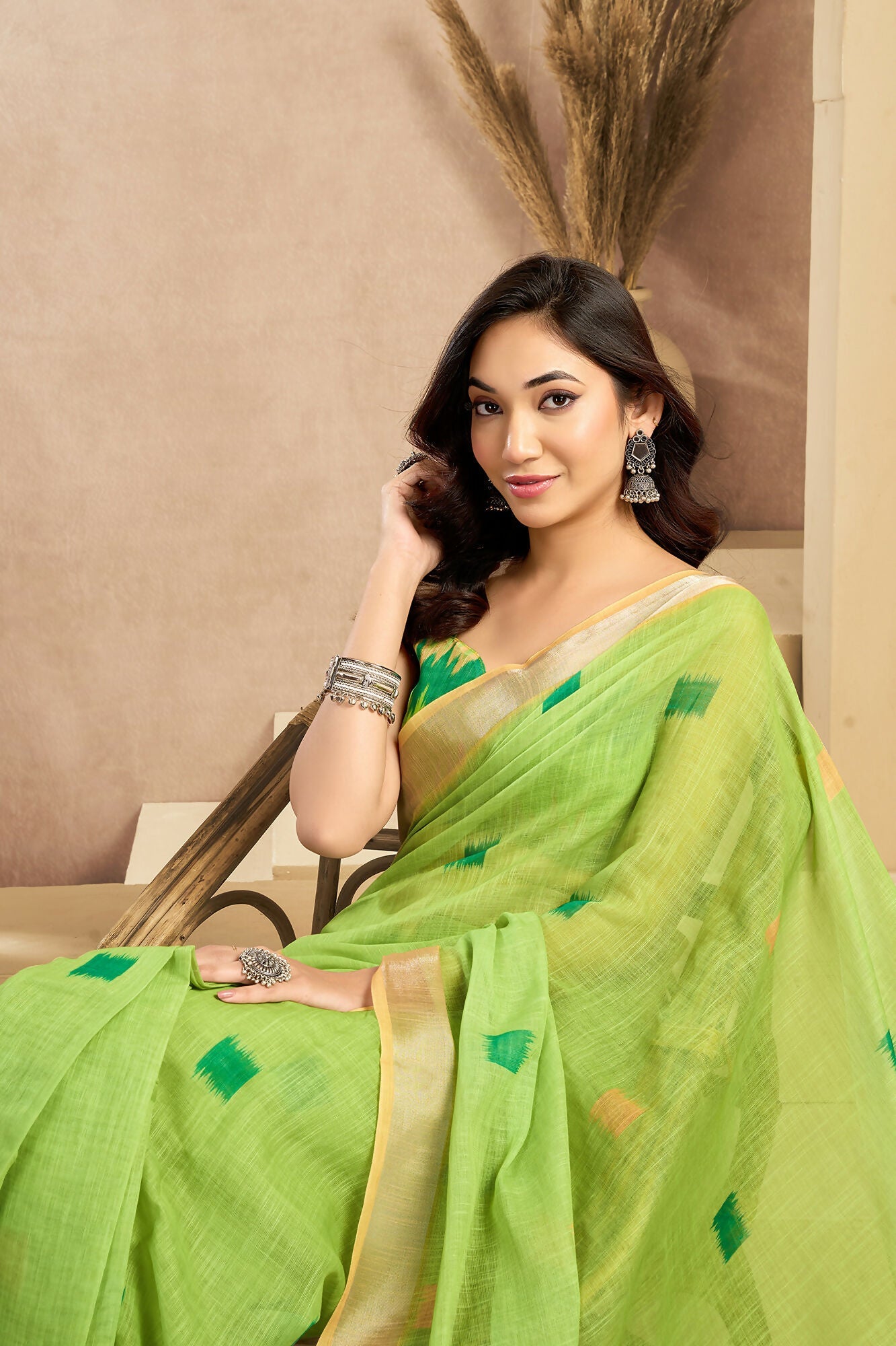 Vastranavya Mint Green Digital Printed Linen Ready To Wear Pocket Saree with Unstitched Blouse - Distacart