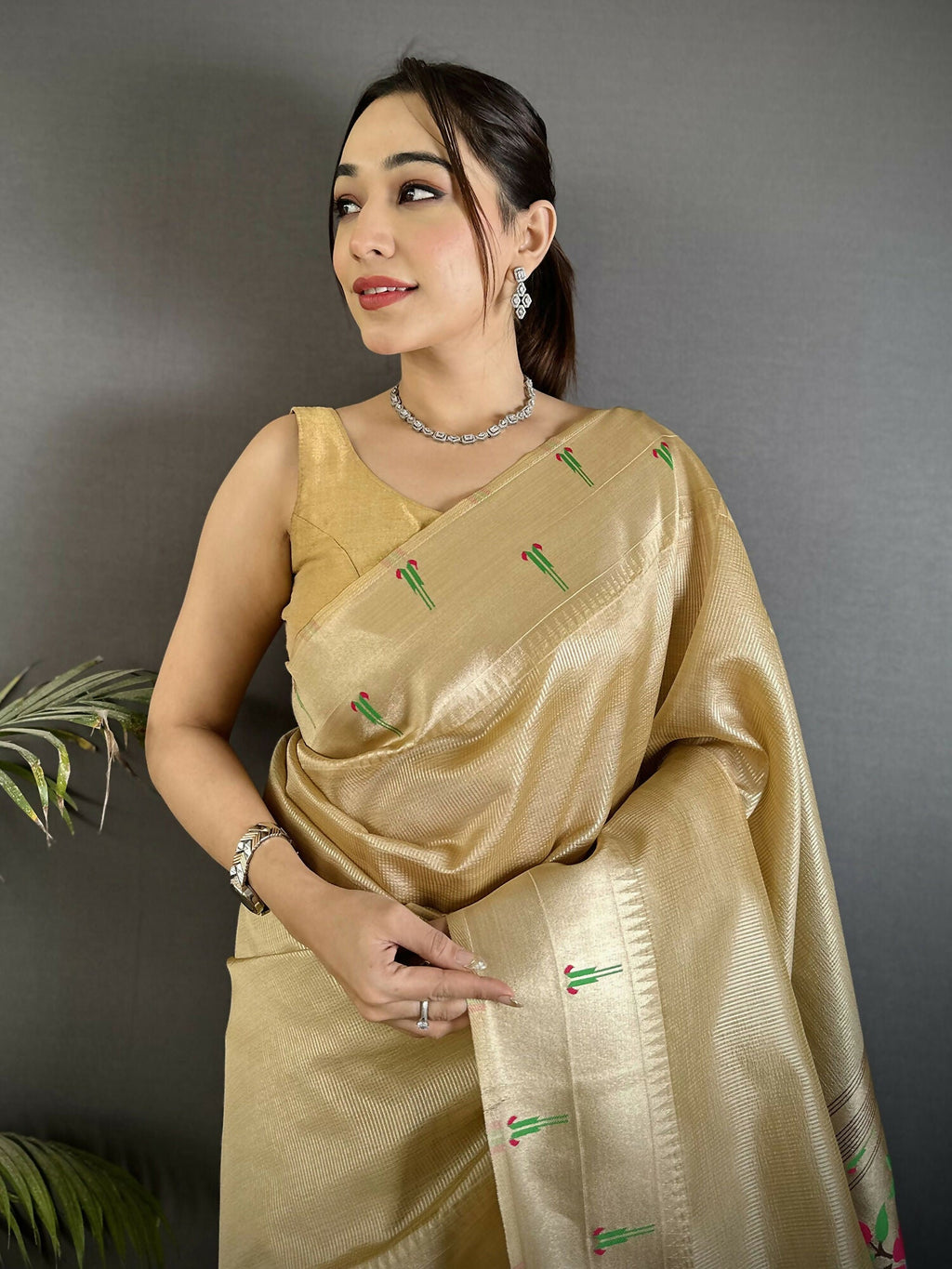 Joban Fashion Ivory Peacock & Floral Motifs Tissue Paithani Saree - Distacart