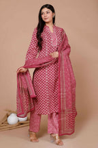 Miravan Women's Pink Straight Floral Printed Kurta & Palazzo With Dupatta Set